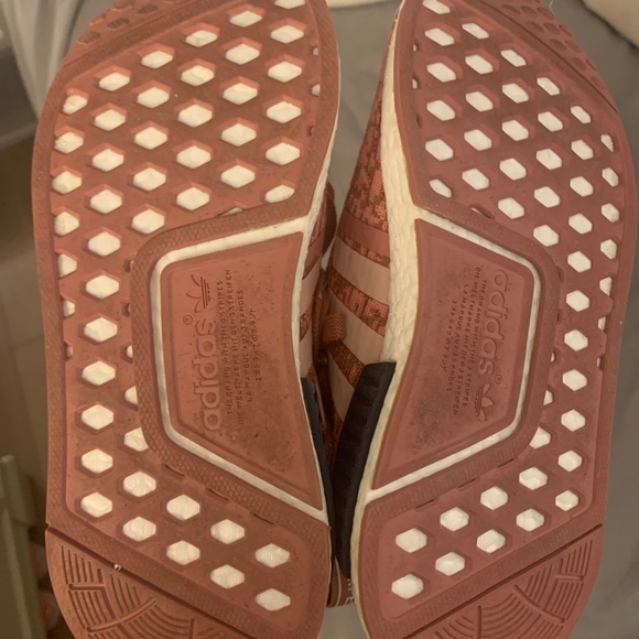 Nike NMD - Picture 3 of 3